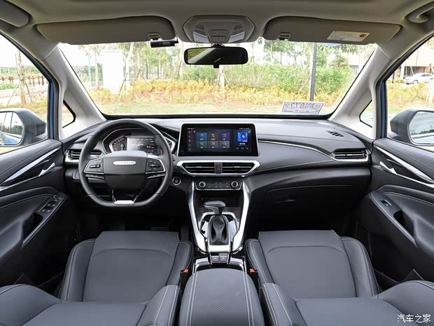 上汽大通MAXUS 上汽大通G50 2019款 1.5T 首发款自动豪华版 6座