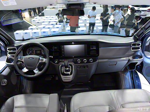 江鈴福特 新世代全順 2021款 2.2T Pro AMT豪華型客車長軸10-15座高頂國VI 江鈴福特 新世代全順 2021款 2.2T Pro AMT豪華型客車長軸10-15座高頂國VI