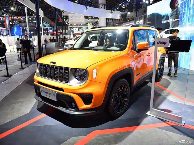 广汽菲克Jeep 自由侠 2019款 1.3T 夜鹰版