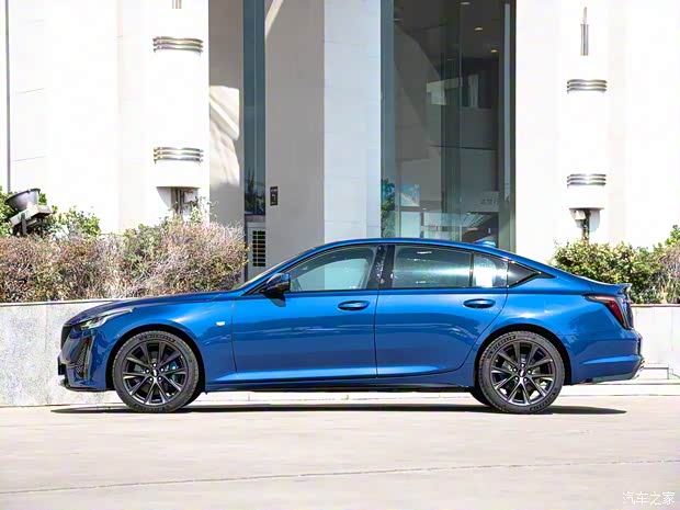 上汽通用凱迪拉克 凱迪拉克CT5 2020款 28T 鉑金運動版