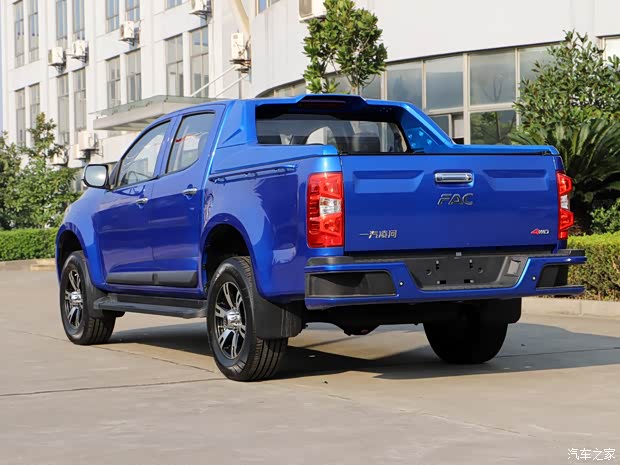 一汽凌源 雷神 2019款 2.5T手動(dòng)四驅(qū)豪華型短軸JE4D25Q5A