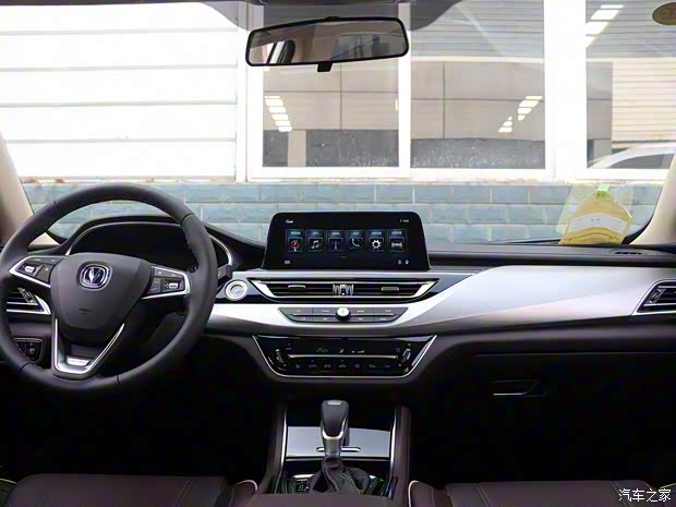 長(zhǎng)安汽車(chē) 睿騁CC 2018款 1.5T 自動(dòng)豪雅型光芒版