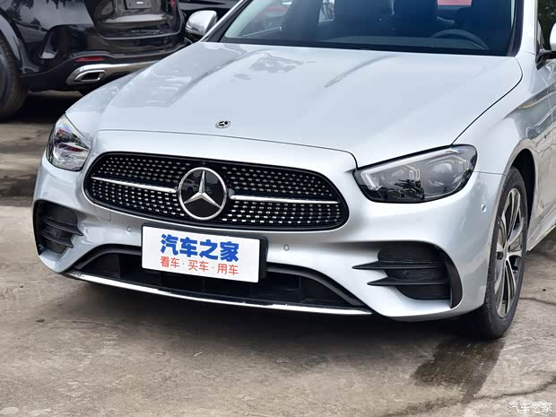 北京奔驰 奔驰E级新能源 2021款 E 350 e L 插电式混合动力运动轿车