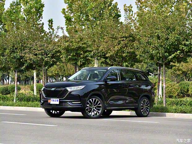 长安汽车 长安欧尚X7 2020款 1.5T 自动旗舰型 长安汽车 长安欧尚X7 2020款 1.5T 自动旗舰型