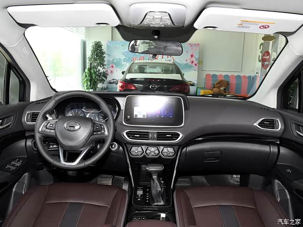 广汽乘用车 传祺GS4 2018款 235T 自动两驱豪华智联版