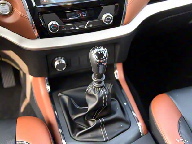 鄭州日產 銳騏6 2020款 2.3T手動四驅柴油旗艦型國VI M9T