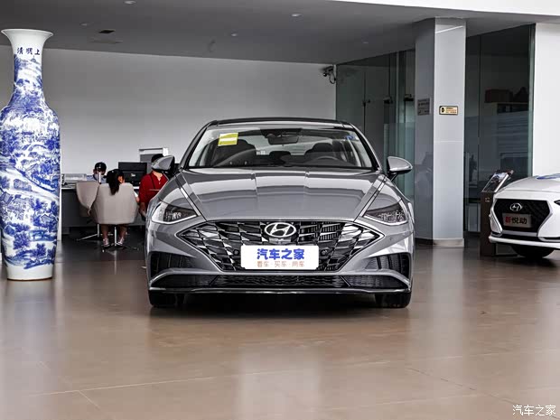 北京现代 索纳塔 2020款 270T 基本型