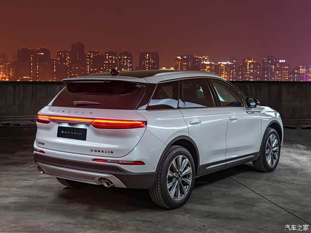 长安林肯 冒险家 2020款 2.0T 四驱尊耀版 长安林肯 冒险家 2020款 2.0T 四驱尊耀版