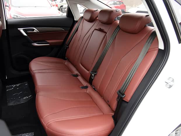 北京汽车 BEIJING-U5 2020款 1.5L 手动尊贵版