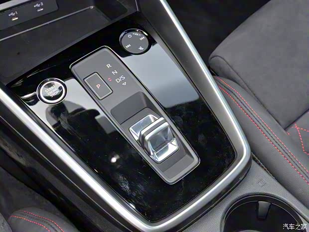 一汽-大眾奧迪 奧迪A3 2021款 Sportback 35 TFSI 運(yùn)動(dòng)型