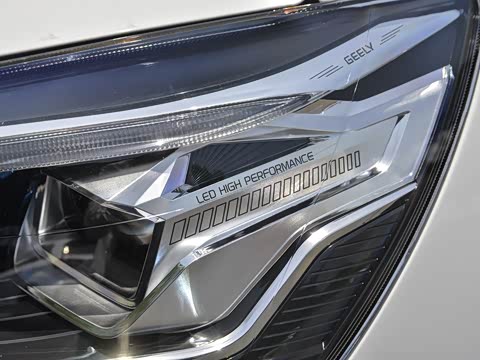 2019款 领军版 1.5L 手动向上互联型 国VI 2019款 领军版 1.5L 手动向上互联型 国VI