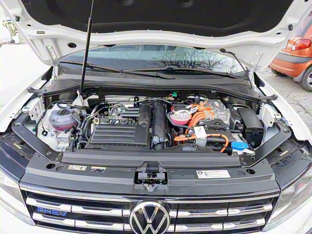 上汽大众 途观L新能源 2021款 430PHEV 插电混动尊贵版