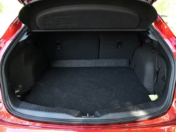 一汽马自达 马自达CX-4 2020款  2.5L 自动四驱顶配版