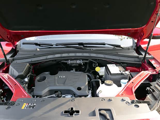 上汽集团 名爵HS 2018款 20T 自动两驱荷尔蒙劲取版