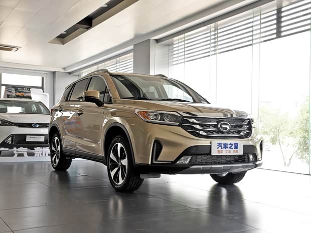 广汽乘用车 传祺GS4 2018款 235T 自动两驱豪华智联版