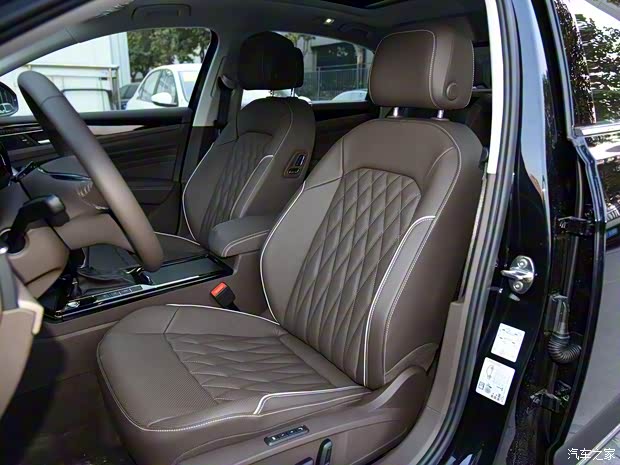 上汽大众 帕萨特 2019款 330TSI 尊贵版