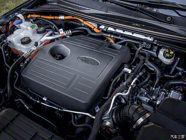 福特(進(jìn)口) 翼虎新能源(進(jìn)口) 2020款 ST-Line X Plug-In Hybrid 歐版