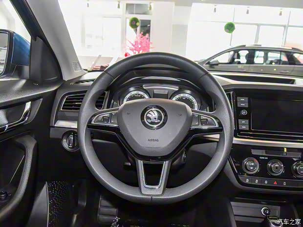 上汽斯柯达 柯米克 2018款 1.5L 自动舒适版