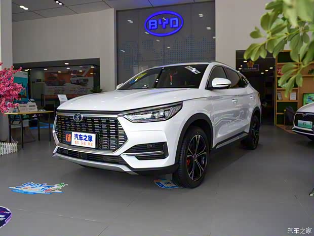 比亚迪 宋PLUS 2020款 1.5T 自动旗舰型