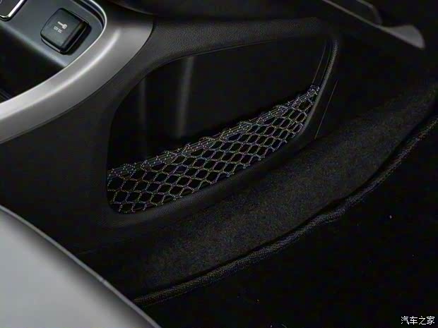 廣汽菲克Jeep 指南者 2019款 200T 自動(dòng)新春特別版