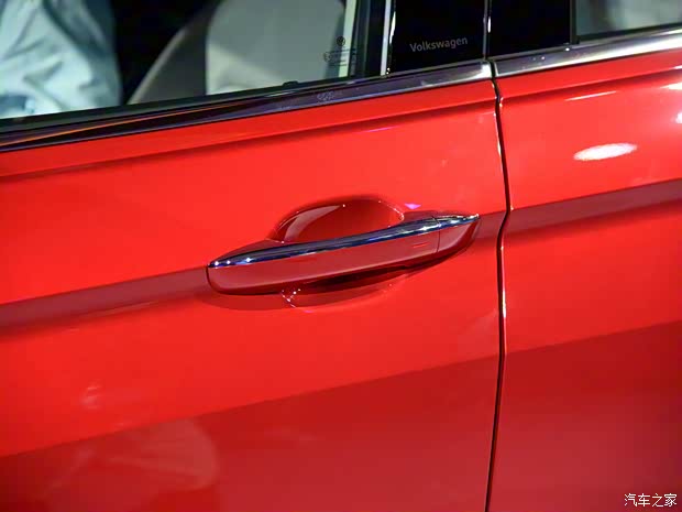 上汽大眾 途觀X 2021款 380TSI 四驅(qū)尊崇旗艦版