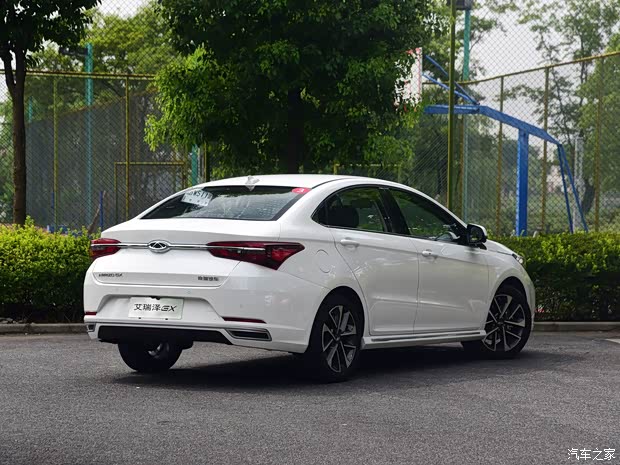 奇瑞汽车 艾瑞泽GX 2018款 1.5T 自动睿色版