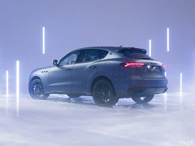 玛莎拉蒂 Levante 2021款 Trofeo Futura