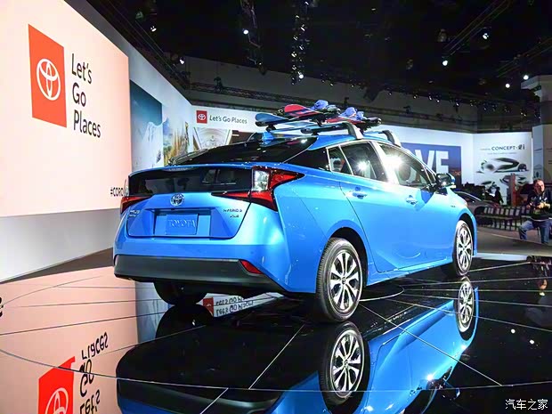 丰田(进口) 普锐斯(海外) 2019款 四驱基本型 丰田(进口) 普锐斯(海外) 2019款 四驱基本型