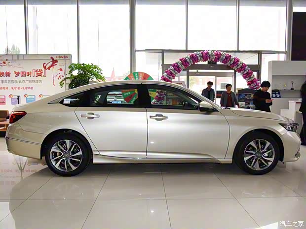 东风本田 INSPIRE 2018款 低配版