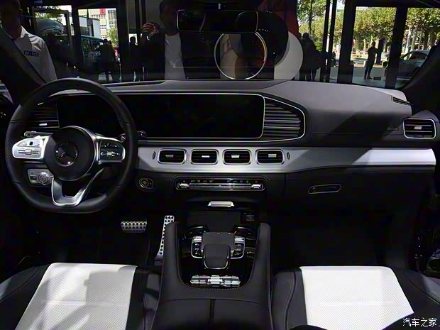 奔驰(进口) 奔驰GLE 2020款 GLE 400 d 4MATIC 轿跑SUV 奔驰(进口) 奔驰GLE 2020款 GLE 400 d 4MATIC 轿跑SUV