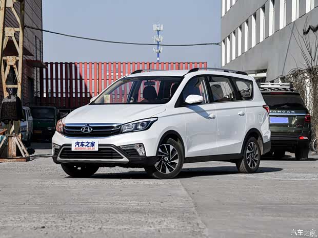 长安汽车 欧尚A800 2017款 1.6L 手动舒适型