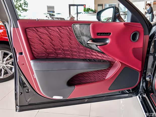 雷克萨斯 雷克萨斯LS 2018款 500h 行政版