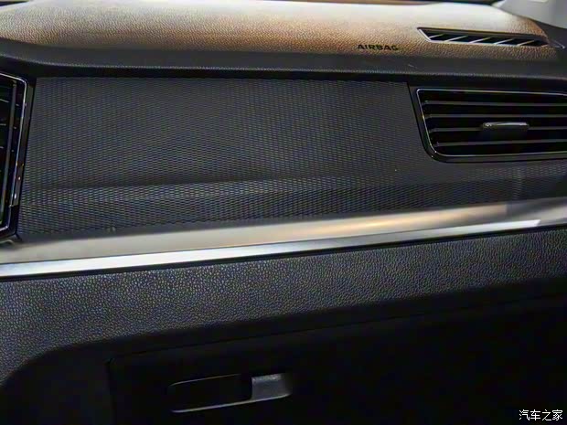 上汽斯柯达 柯米克 2018款 1.5L 自动舒适版