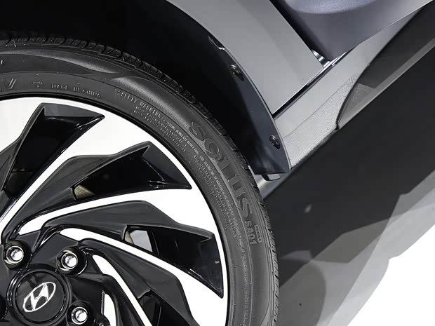 北京現(xiàn)代 菲斯塔新能源 2019款 基本型