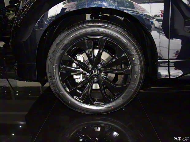 广汽本田 冠道 2019款 240TURBO 两驱特别版