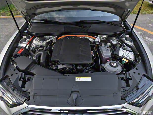 一汽-大眾奧迪 奧迪A6L新能源 2020款 55 TFSI e quattro