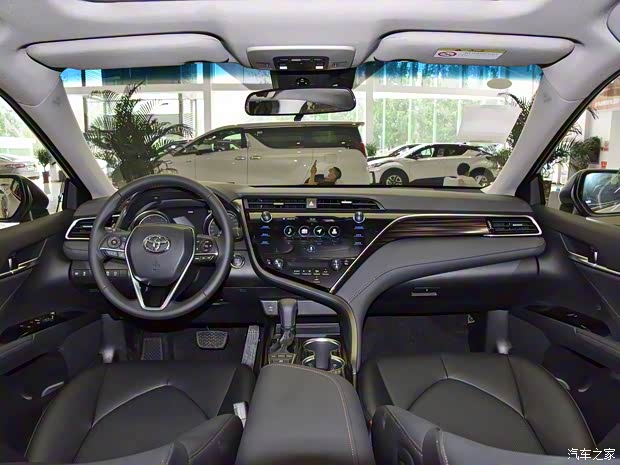 广汽丰田 凯美瑞 2019款 改款 2.5G 豪华版