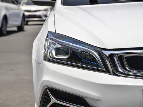 2019款 领军版 1.5L 手动向上互联型 国VI 2019款 领军版 1.5L 手动向上互联型 国VI