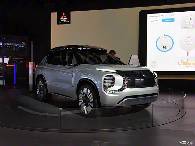 三菱(进口) Engelberg Tourer 2019款 Concept 三菱(进口) Engelberg Tourer 2019款 Concept