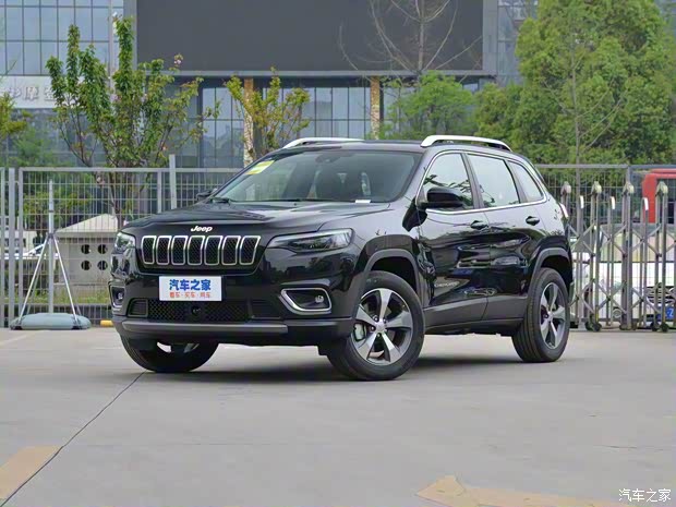 廣汽菲克Jeep 自由光 2020款 2.0T 四驅(qū)豪華版