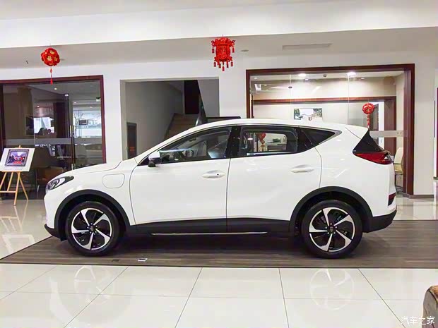 一汽红旗 红旗E-HS3 2019款 两驱舒适型 一汽红旗 红旗E-HS3 2019款 两驱舒适型