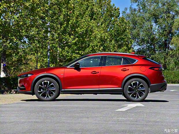 一汽马自达 马自达CX-4 2020款  2.5L 自动四驱顶配版