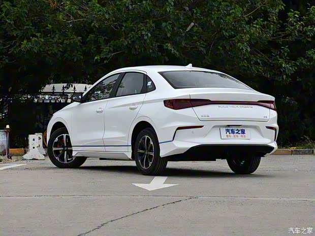 比亞迪 比亞迪e3 2019款 基本型