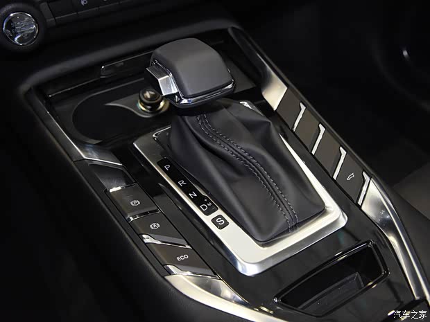 众泰汽车 众泰T500 2018款 6座版 高配