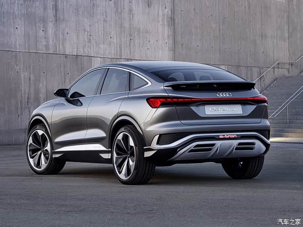 奥迪(进口) 奥迪Q4新能源(进口) 2020款 e-tron轿跑版概念车