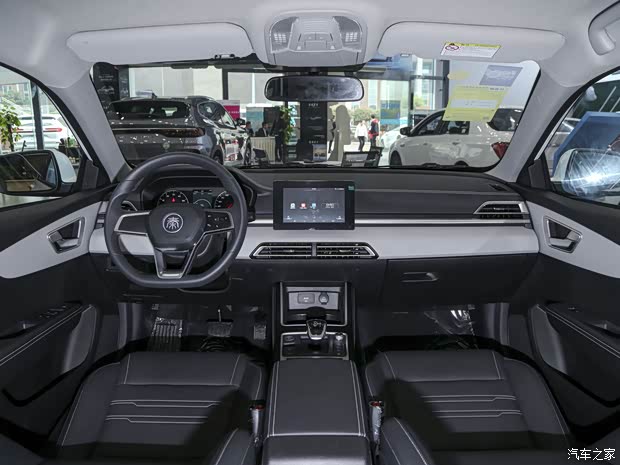 比亞迪 秦新能源 2019款 出行標(biāo)準(zhǔn)版