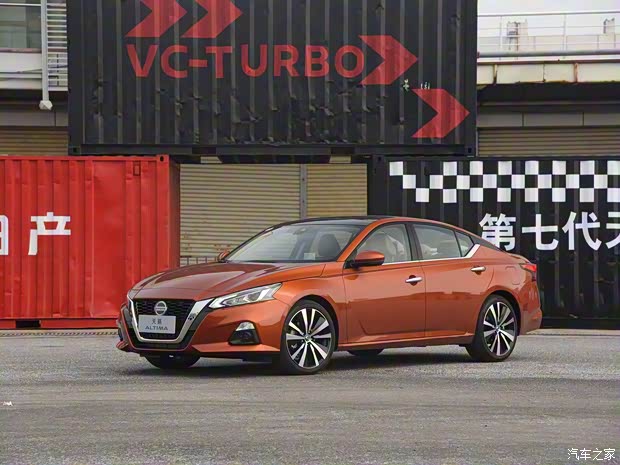 東風日產(chǎn) 天籟 2019款 2.0T ALTIMA基本型