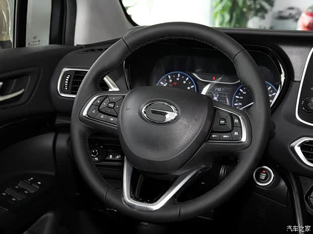 广汽乘用车 传祺GS4 2018款 235T 自动两驱豪华智联版