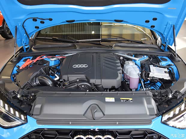 奥迪(进口) 奥迪A4(进口) 2021款 Avant 先锋派 40 TFSI 豪华动感型