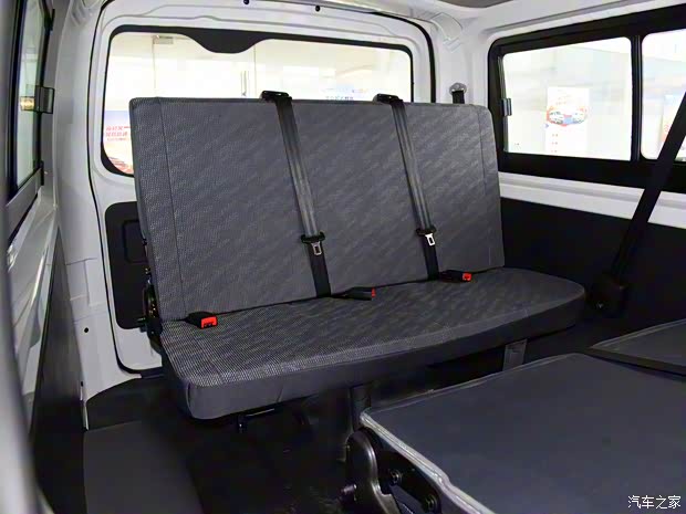 福田汽车 风景G7 2020款 2.4L商运版短轴平顶10座客车国VI 4K22D4M 福田汽车 风景G7 2020款 2.4L商运版短轴平顶10座客车国VI 4K22D4M